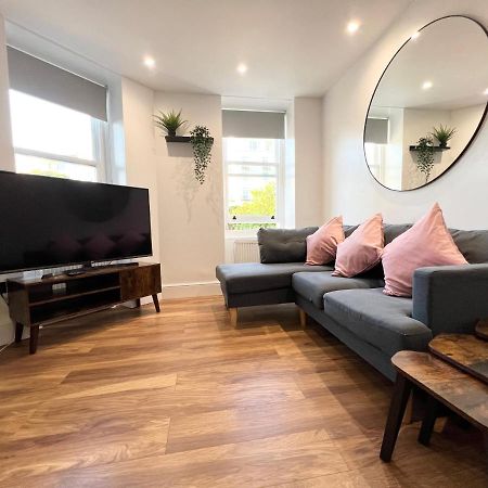 Lovely Apartment, One Minute From Bournemouth Beach And Town. Εξωτερικό φωτογραφία